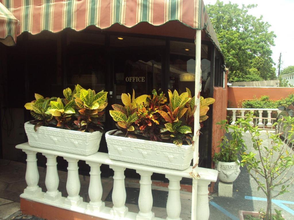 Hialeah Executive Motel Miami Springs Екстериор снимка